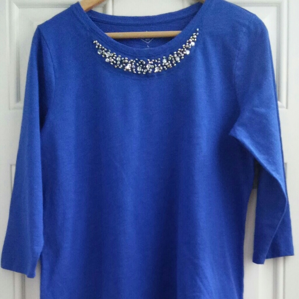Blue 3\4 sleeve, jeweled neck top